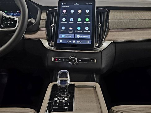 New 2026 Volvo XC90 T8 Ultra w/ Lounge Package AWD/4WD image 16