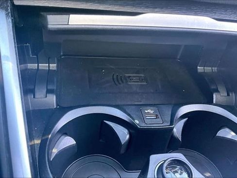 Used 2025 BMW 430i Coupe w/ Premium Package image 32