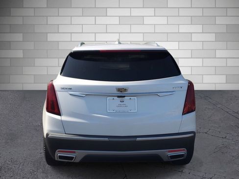 Used 2020 Cadillac XT5 Premium Luxury FWD image 3