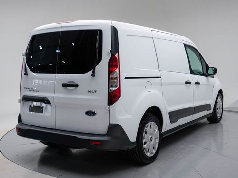 Used 2018 Ford Transit Connect XLT image 10