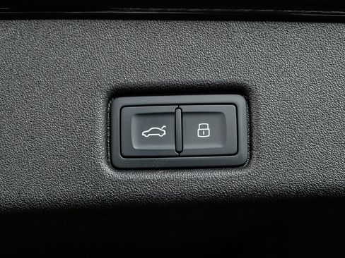 New 2025 Audi Q5 2.0T Premium Plus image 32