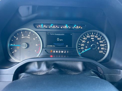 Used 2016 Ford F150 XLT w/ XTR Package AWD/4WD image 18
