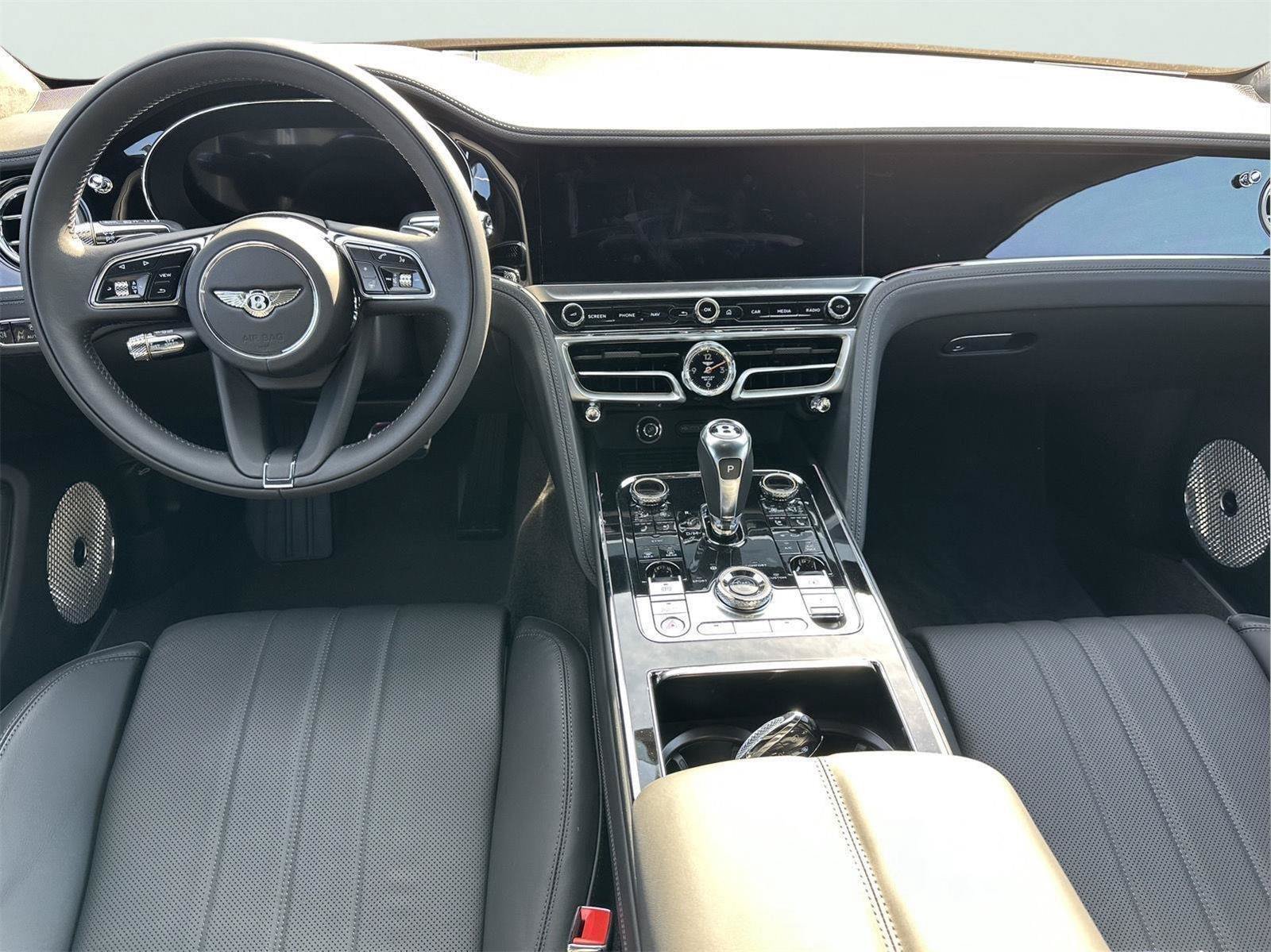 New 2026 Bentley Flying Spur V8 AWD/4WD image 4