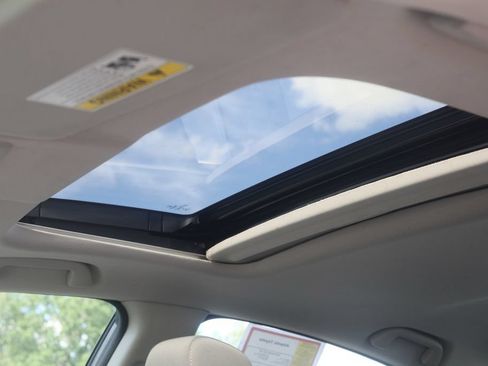 Used 2020 Honda Civic EX image 4
