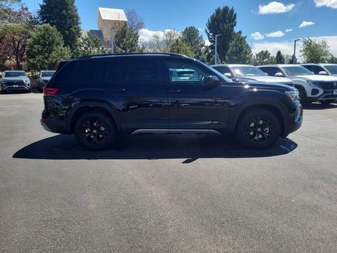 New 2026 Volkswagen Atlas Peak Edition AWD/4WD image 9