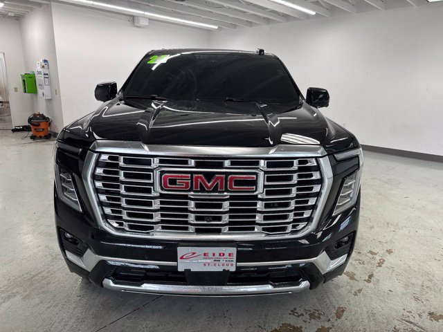 Used 2025 GMC Yukon XL Denali w/ Denali Reserve Package AWD/4WD image 6