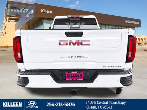 Used 2022 GMC Sierra 3500 Denali w/ Technology Package AWD/4WD image 7