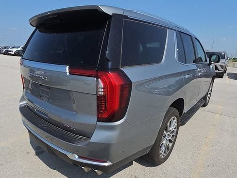 Used 2025 GMC Yukon Denali AWD/4WD image 16