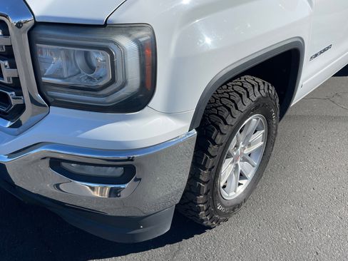 Used 2016 GMC Sierra 1500 SLE w/ SLE Value Package image 11