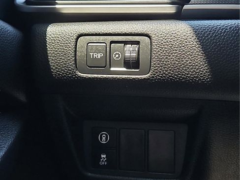 Used 2018 Honda Accord Sport image 15