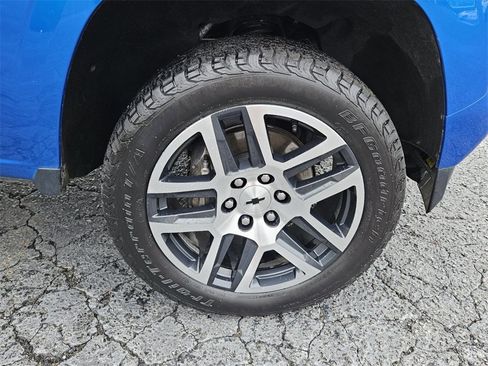 Used 2024 Chevrolet Colorado Z71 w/ Advanced Trailering Package image 16
