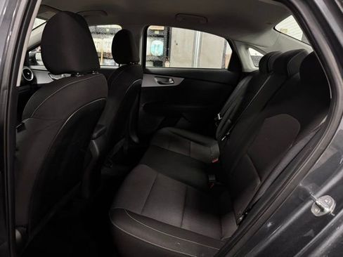 Used 2024 Kia Forte LXS image 17