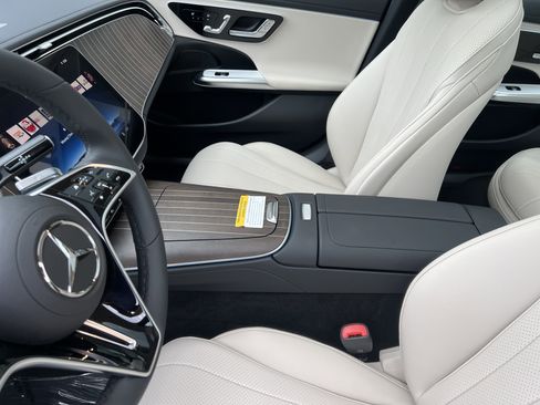 Certified 2025 Mercedes-Benz E 350 Sedan image 20