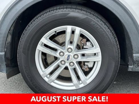 Used 2021 Ford Explorer XLT w/ Equipment Group 202A RWD image 26
