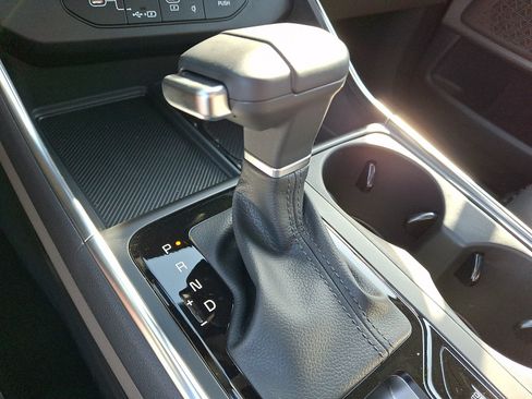 New 2026 Kia Carnival SX FWD image 8