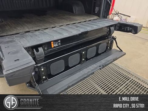 Used 2022 GMC Sierra 1500 AT4 w/ AT4 Preferred Package image 37