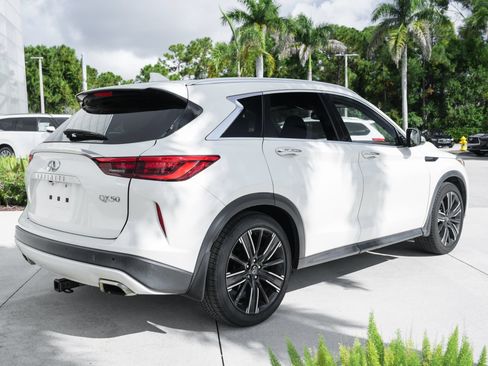 Used 2021 INFINITI QX50 Luxe w/ Appearance Package FWD image 10