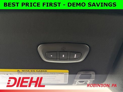 New 2025 Jeep Grand Cherokee Limited w/ Black Appearance Package image 33