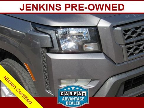 Certified 2023 Nissan Frontier SV w/ SV Convenience Package RWD image 9