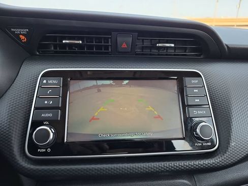 Used 2025 Nissan Kicks Play S FWD image 9