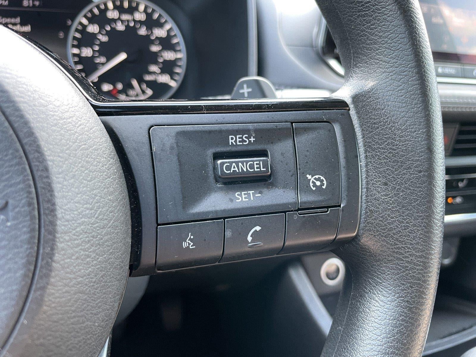 Used 2021 Nissan Rogue S FWD image 20