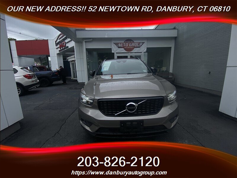 Used 2022 Volvo XC40 T5 R-Design AWD/4WD image 9