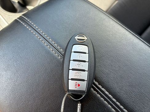 Used 2025 Nissan Altima 2.5 SV FWD image 21