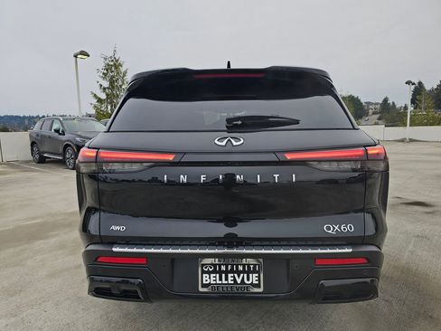 Certified 2023 INFINITI QX60 Luxe w/ Vision Package image 7