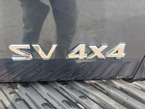 Used 2013 Nissan Titan SV w/ SV Value Truck Pkg AWD/4WD image 5