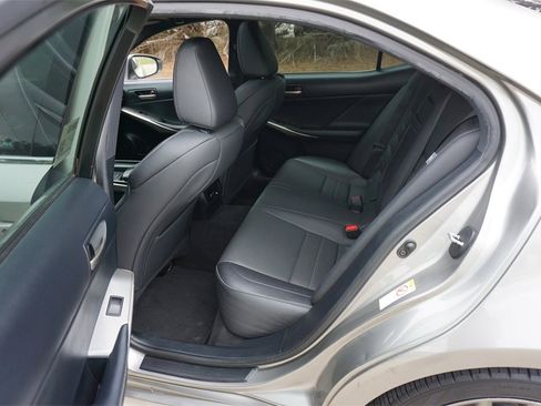 Used 2018 Lexus IS 300 image 14