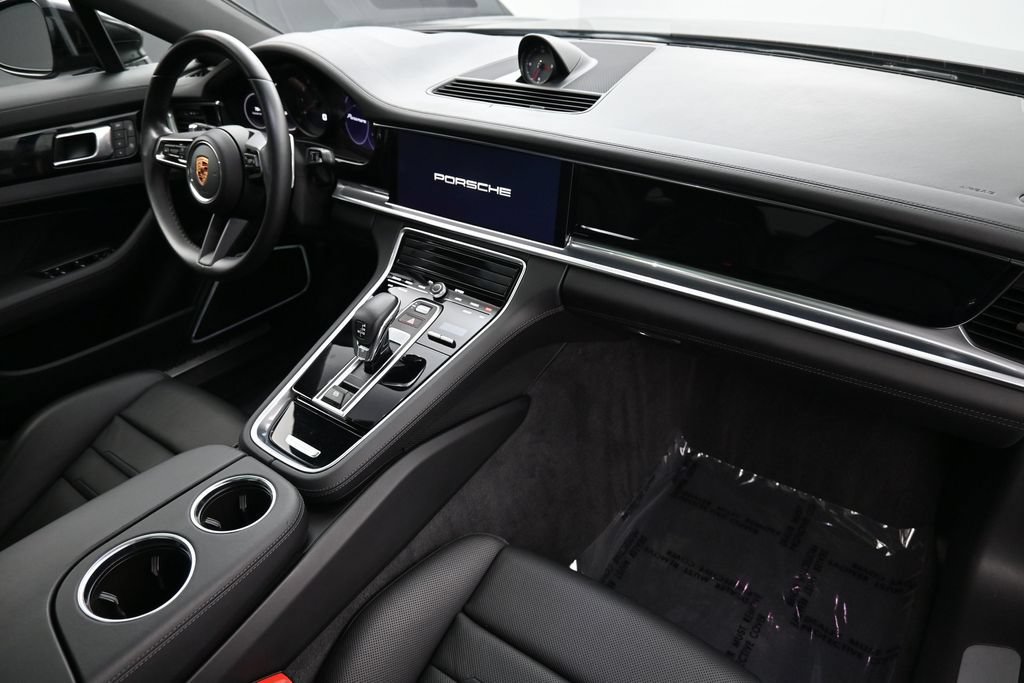 Certified 2023 Porsche Panamera RWD image 30