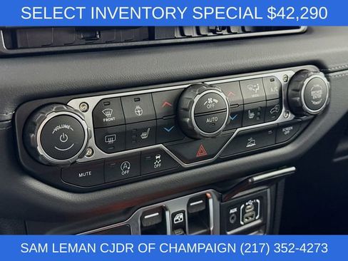 New 2026 Jeep Gladiator Sport image 15