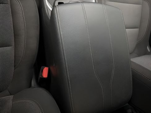 Used 2023 Chevrolet Traverse LT AWD/4WD image 17