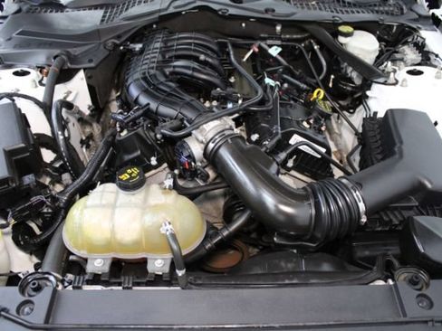 Used 2015 Ford Mustang Convertible w/ Equipment Group 051A RWD image 29
