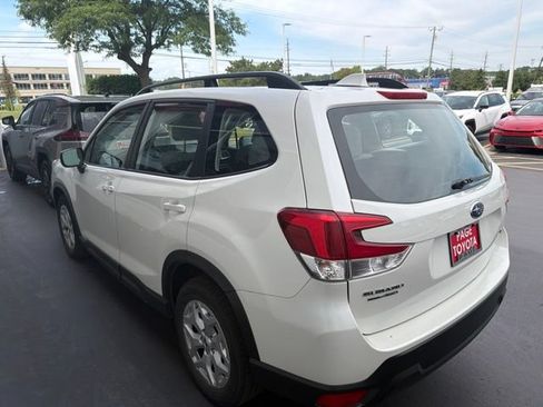 Used 2021 Subaru Forester AWD/4WD image 4