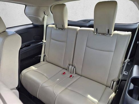 Used 2020 INFINITI QX60 Luxe w/ Essential Package FWD image 19