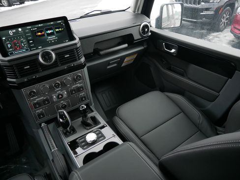 New 2026 INEOS Grenadier Fieldmaster Edition image 11