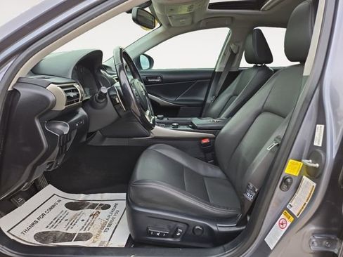 Used 2016 Lexus IS 200t image 2
