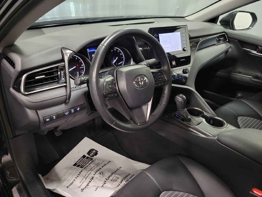 Used 2024 Toyota Camry SE FWD image 16
