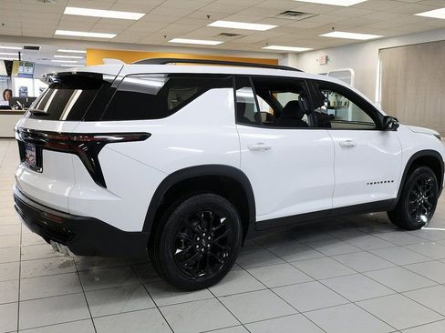 New 2026 Chevrolet Traverse LT w/ Midnight/Sport Edition image 11