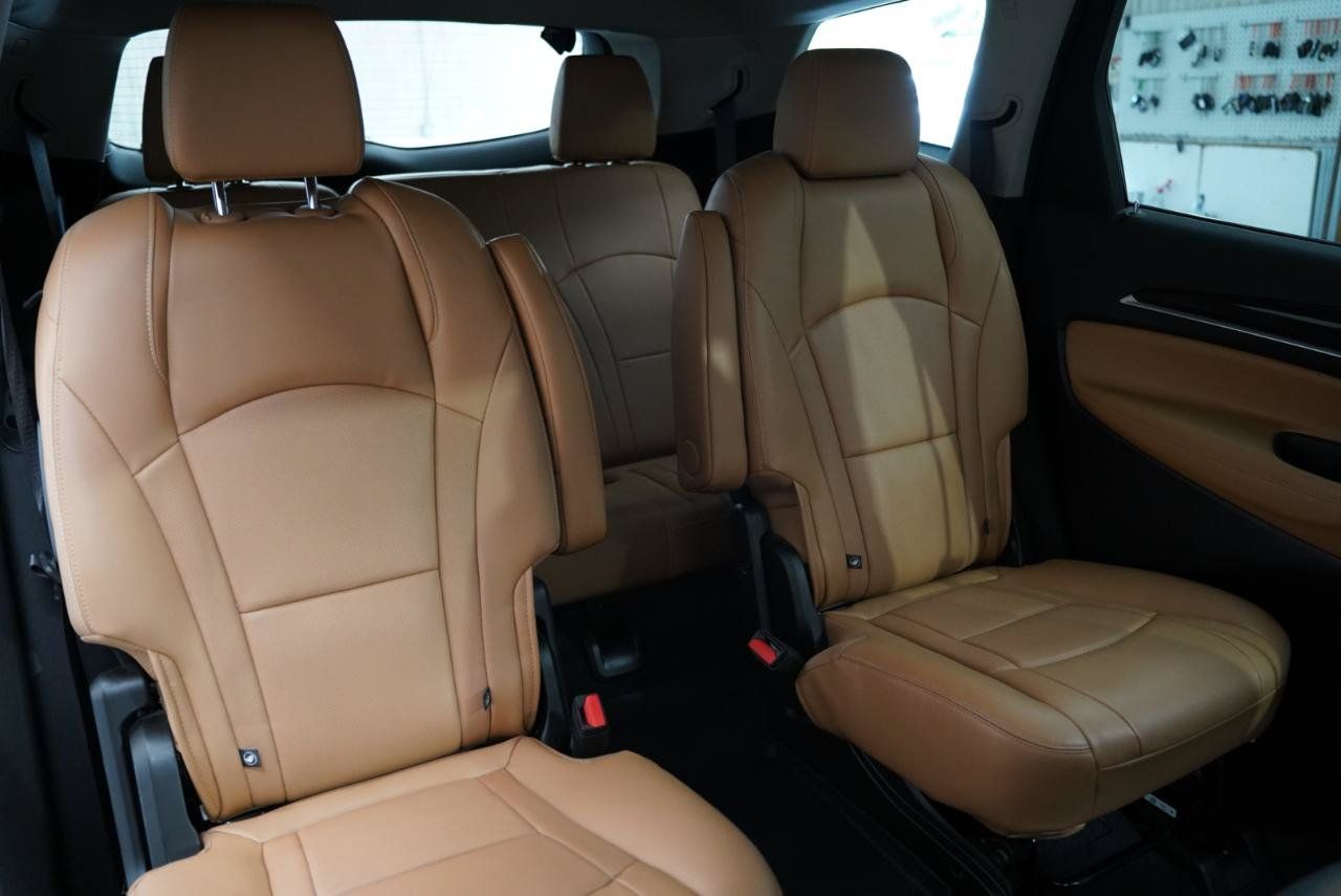 Used 2019 Buick Enclave Essence FWD image 33