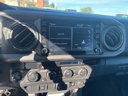 Used 2023 Toyota Tacoma TRD Sport image 10