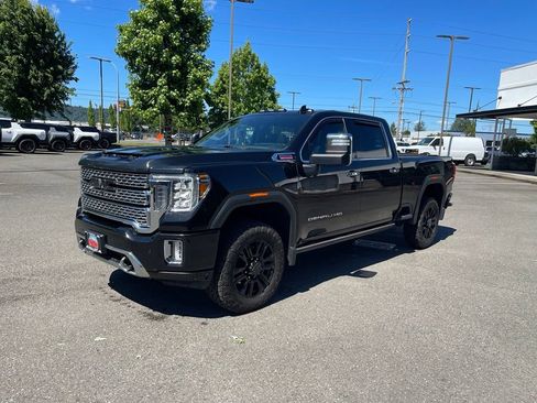 Used 2022 GMC Sierra 3500 Denali w/ Denali Black Diamond Edition AWD/4WD image 1
