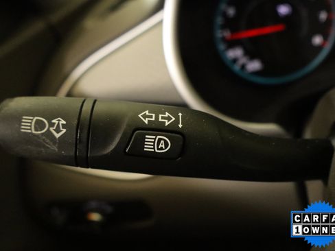 Used 2021 Chevrolet Malibu LS FWD image 30