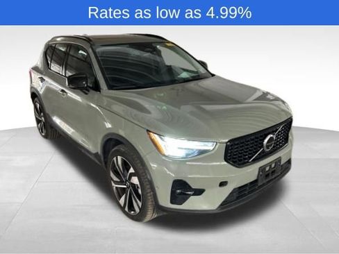 Certified 2023 Volvo XC40 B5 Plus w/ Driver Assist Package image 13