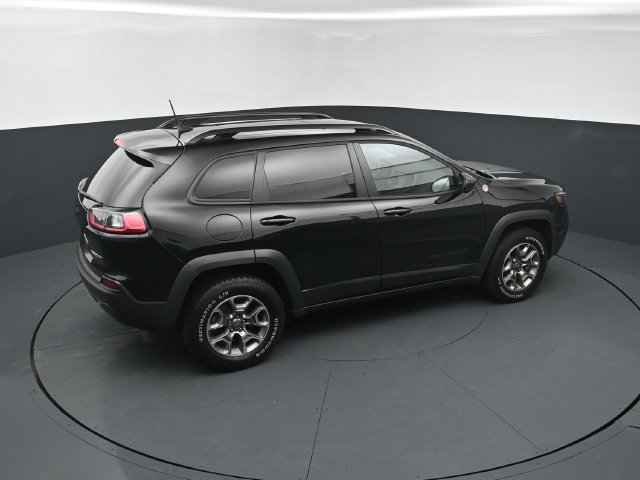 Used 2023 Jeep Cherokee Trailhawk w/ Sun & Sound Group AWD/4WD image 18