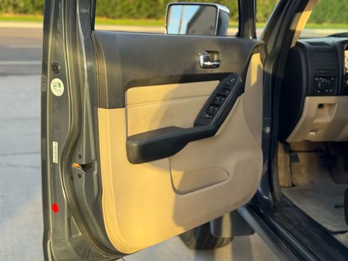 Used 2008 HUMMER H3 Luxury AWD/4WD image 10