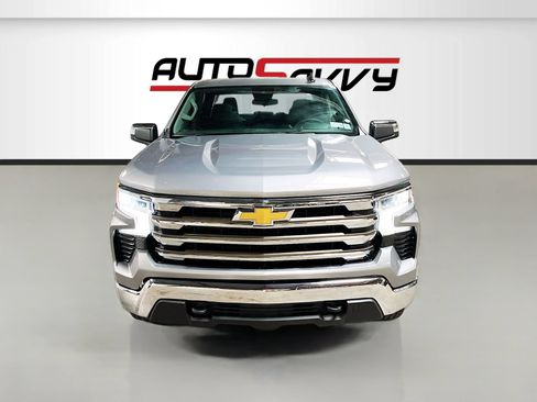 Used 2026 Chevrolet Silverado 1500 LT AWD/4WD image 2