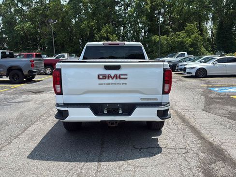 Used 2019 GMC Sierra 1500 Elevation w/ Elevation Value Package AWD/4WD image 5