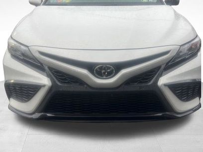 Used 2022 Toyota Camry SE w/ Cold Weather Package